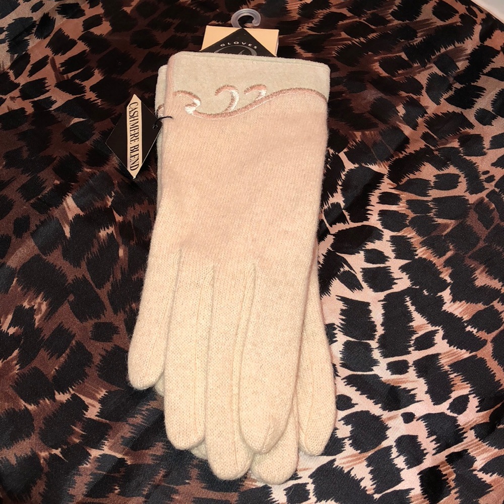 Ladies vintage dress gloves